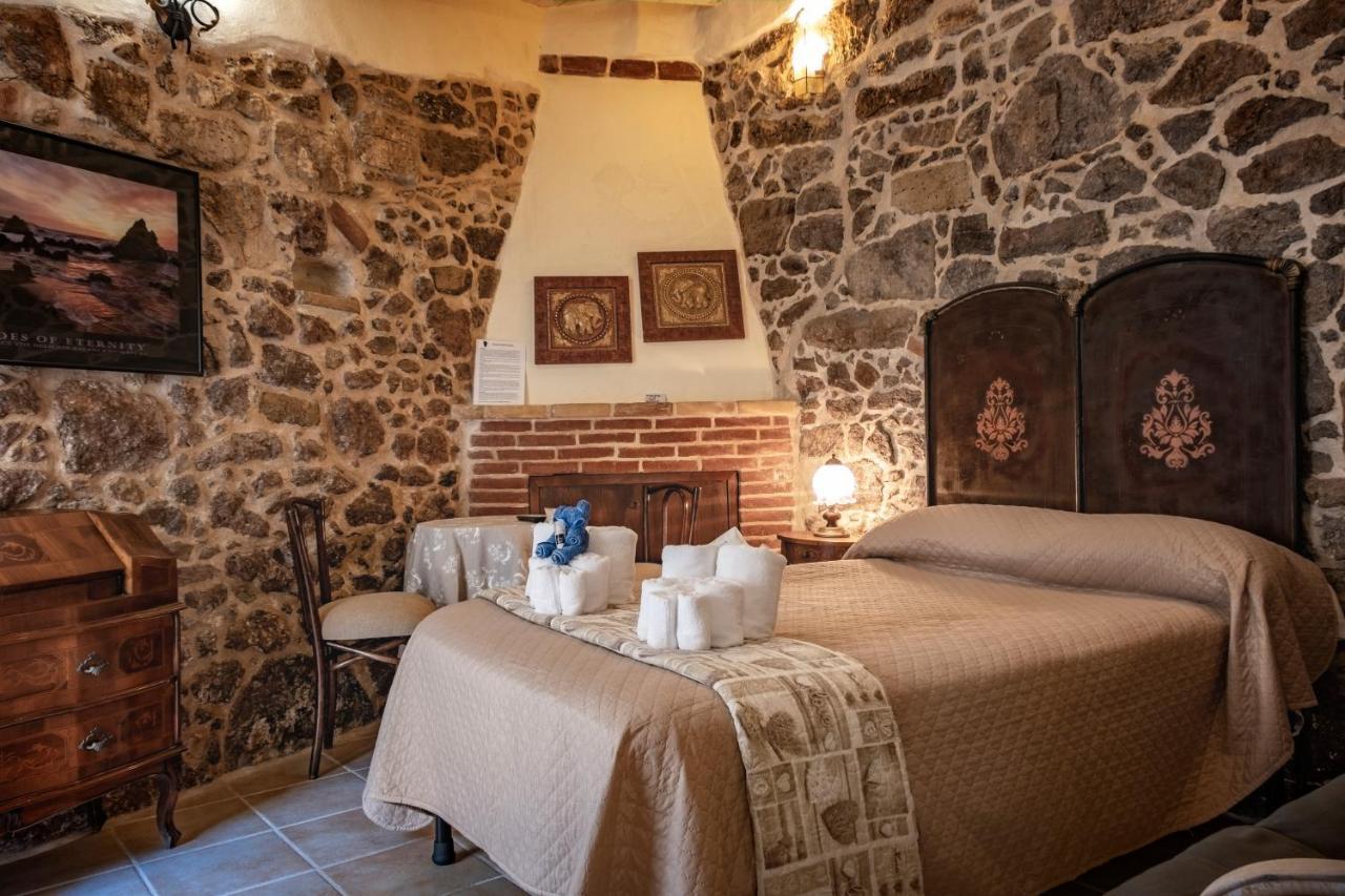 Bed and Breakfast Domo Sa Barra à SantʼAntìoco Extérieur photo